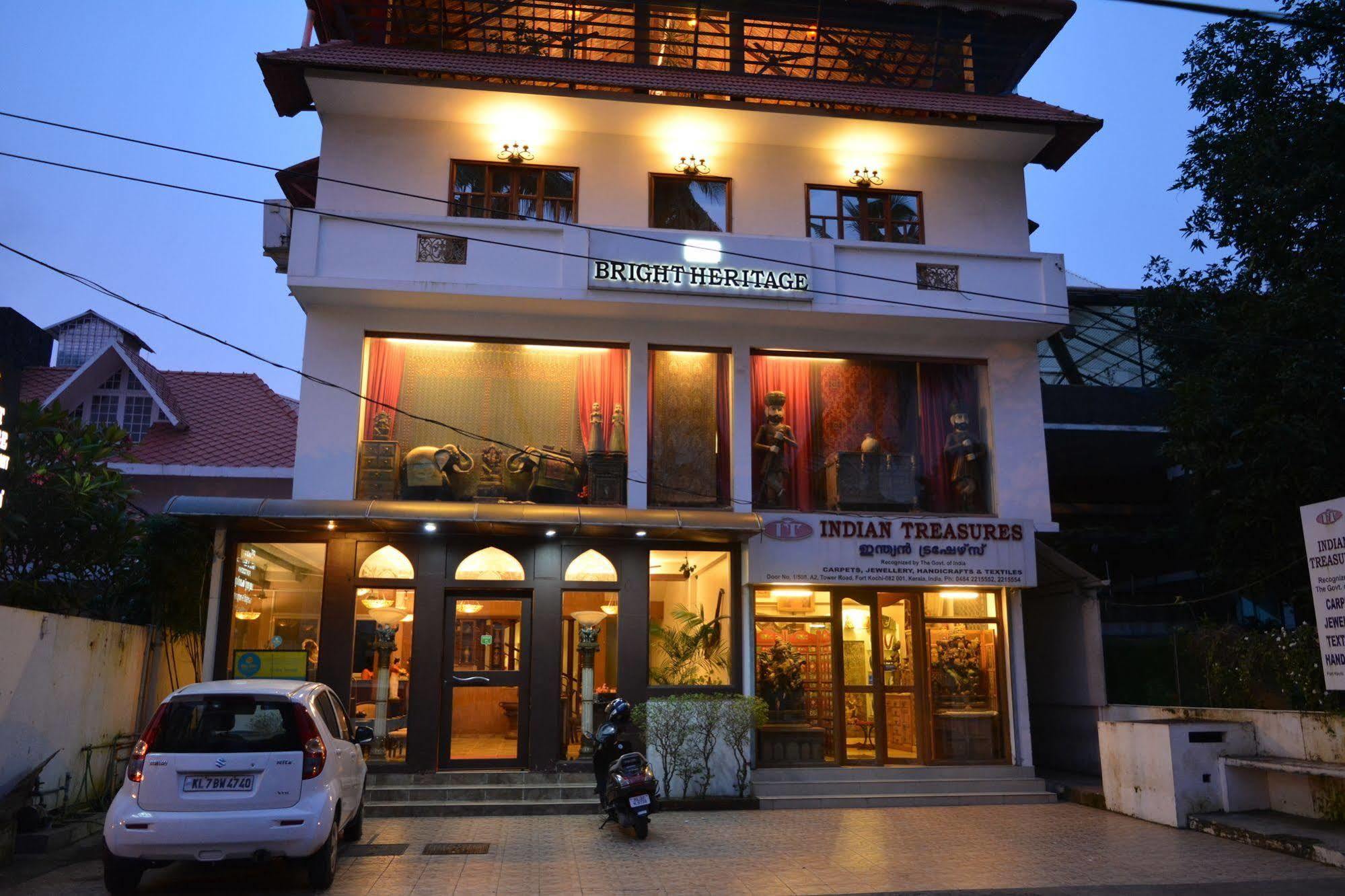 Hotel Bright Heritage Коччи Экстерьер фото