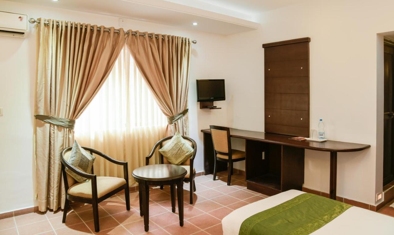 Hotel Bright Heritage Коччи Экстерьер фото