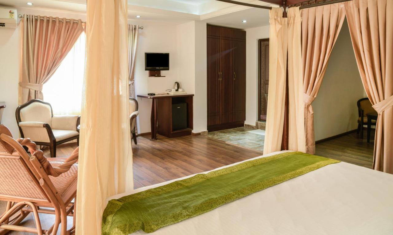 Hotel Bright Heritage Коччи Экстерьер фото
