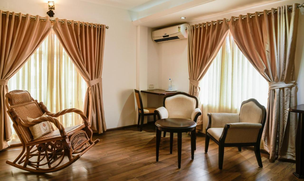 Hotel Bright Heritage Коччи Экстерьер фото